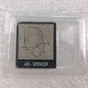 Eyeshadow- Dior - grey